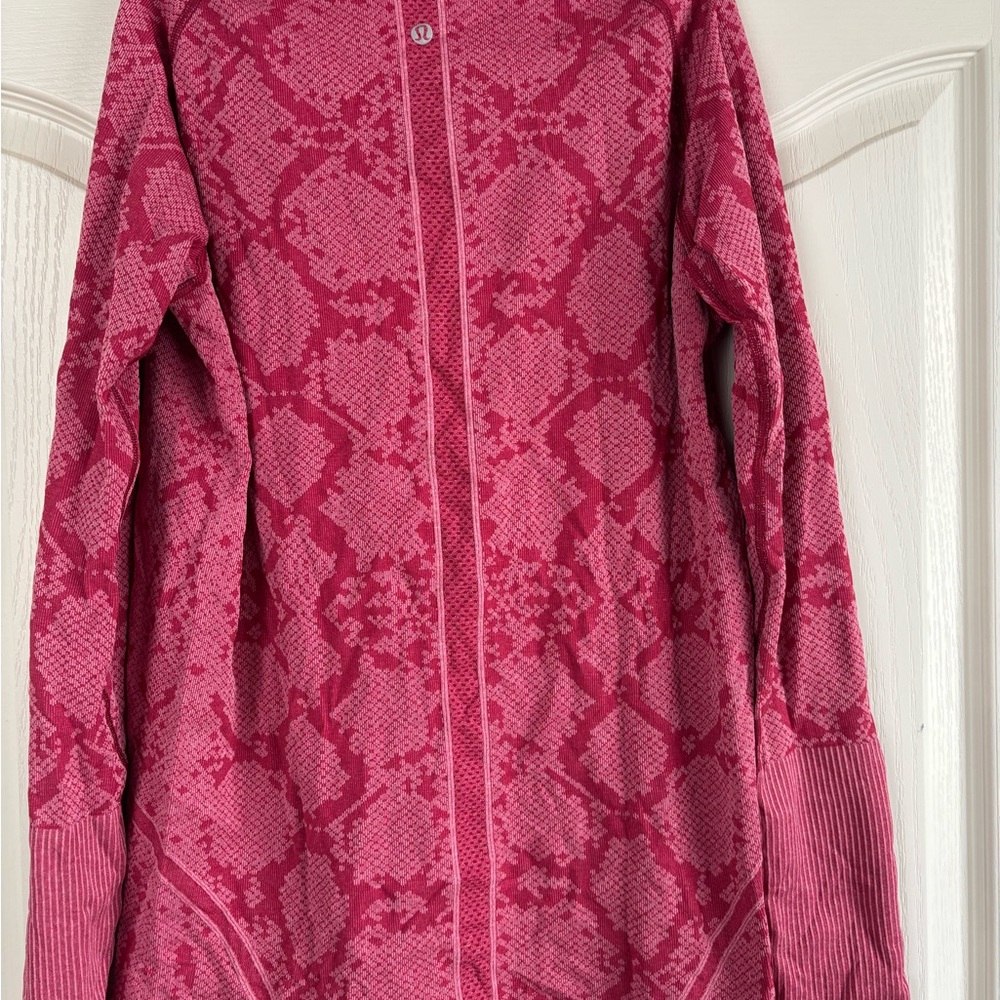Lululemon Swiftly Raspberry Pattern Long Sleeve Top - Picture 3 of 4